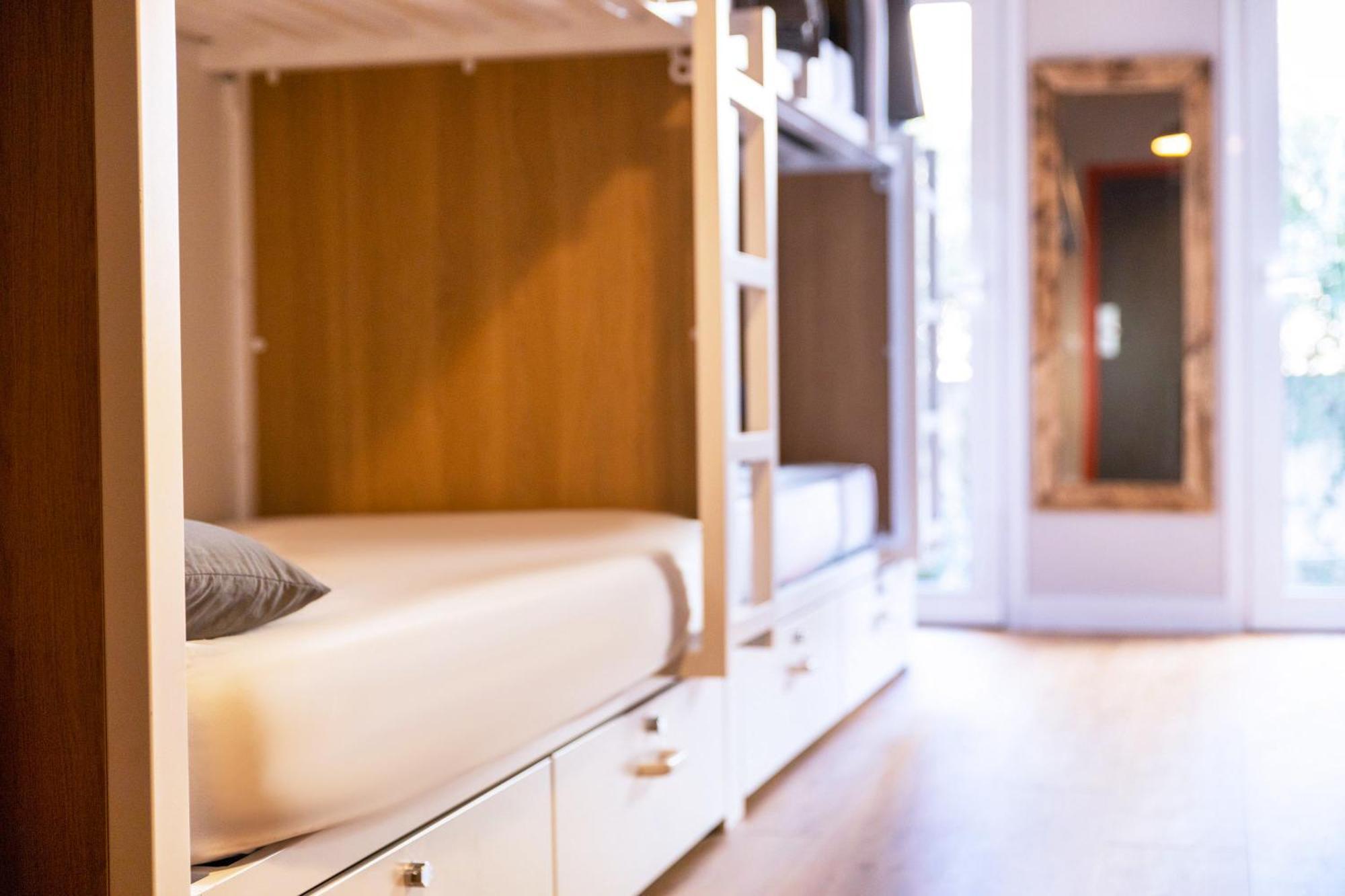 Hostal Factory Barcelona