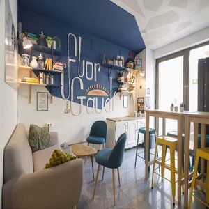 Factory Hostal