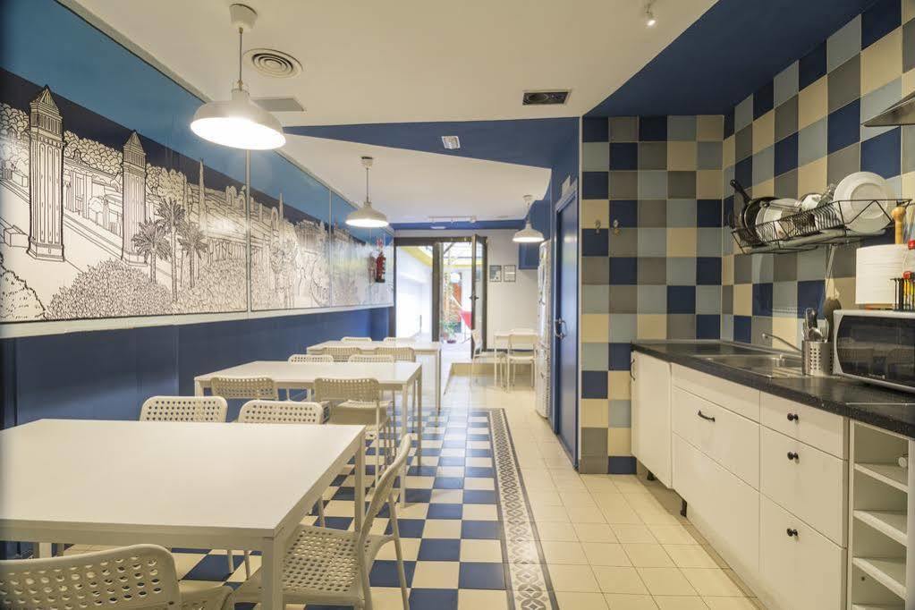 Factory Hostal *